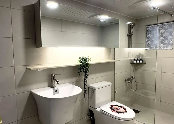 Villa K-drama Stay, 5-min Walk To Yeonsinnae Station, Gtx-a 5 Min To Station, Gyeongbokgung, Hongdae, 명동 & Bukhansan, Goyang Sports Complex, Sleeps 6 *