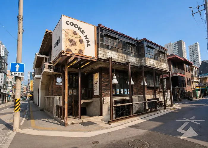 Villa K-drama Stay, 5-min Walk To Yeonsinnae Station, Gtx-a 5 Min To Station, Gyeongbokgung, Hongdae, 명동 & Bukhansan, Goyang Sports Complex, Sleeps 6 Séoul