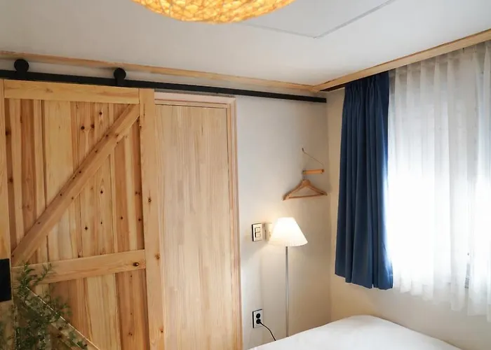 K-drama Stay, 5-min Walk To Yeonsinnae Station, Gtx-a 5 Min To Station, Gyeongbokgung, Hongdae, 명동 & Bukhansan, Goyang Sports Complex, Sleeps 6